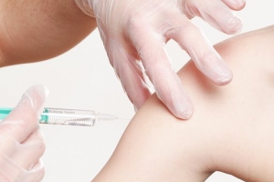 VšĮ Pakruojo PSPC jau pasiekė valstybės lėšomis finansuojama sezoninio gripo vakcina
